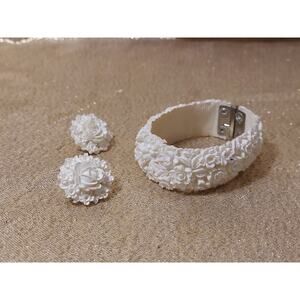 Vintage Faux Ivory Floral Celluloid Hinged Cuff Bracelet & Clip On Earrings